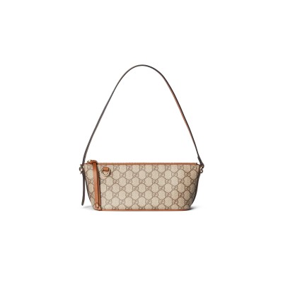 GUCCI GG EMBLEM SMALL SHOULDER BAG ‎847281 (27*22*10.5cm)